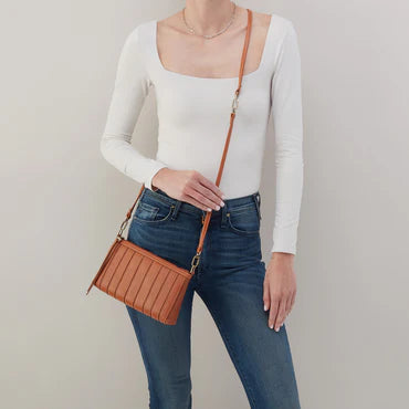 Darcy crossbody - barnished caramel