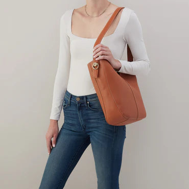 Camden Shoulder - burnished caramel