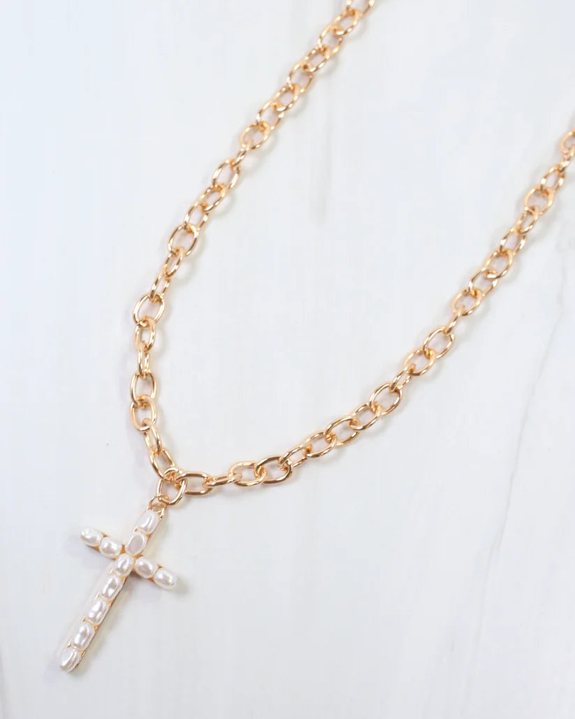 Cara Pearl Cross Link Necklace Gold