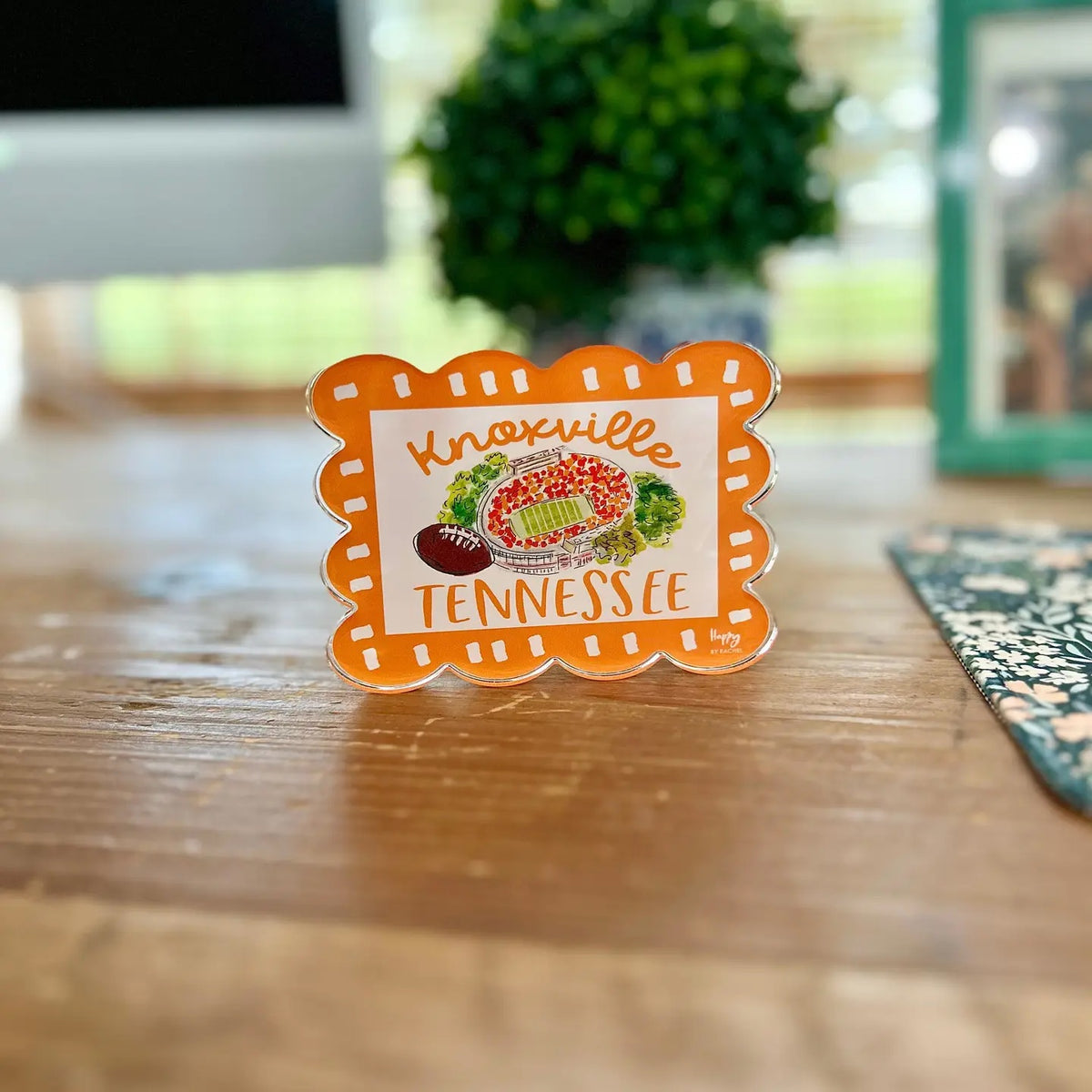 Knoxville, TN ACRYLIC Scallop Stadium Magnet