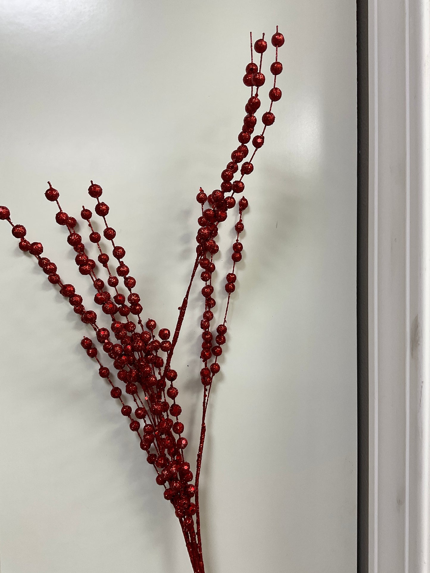 Red Glitter Ball Spray