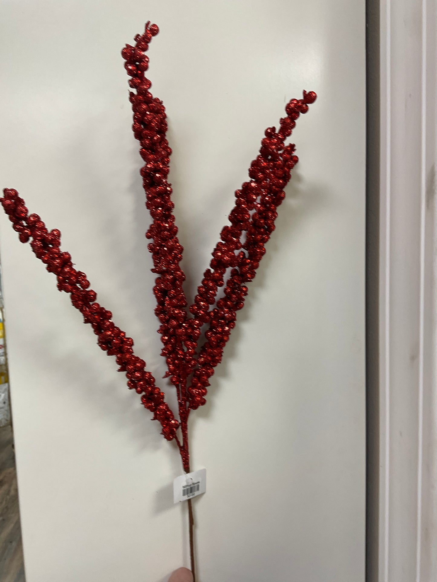Red Glitter Ball Spray 735977