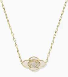 Abbie Medallion Pendant Necklace Gold Neutral Mix
