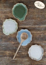 Ruffled Spoon Rest