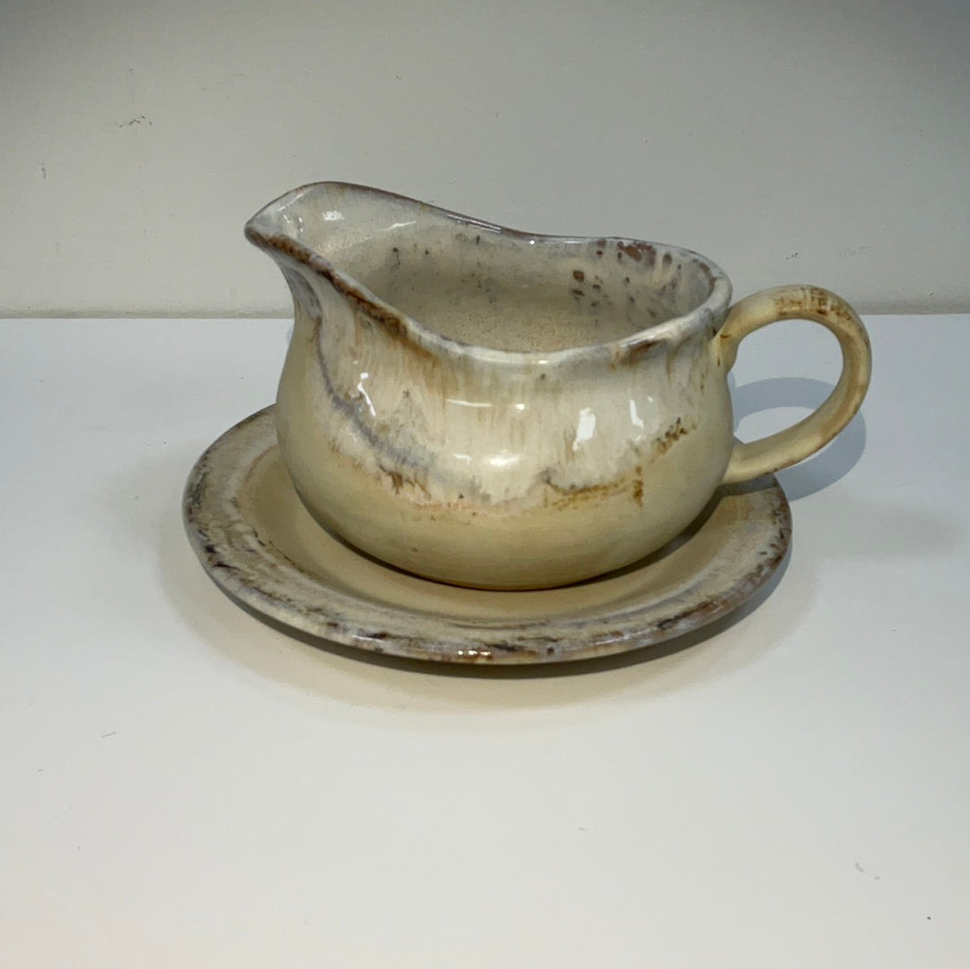 Gravy Boat & Saucer Set-Gray