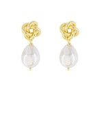 Dolly Pearl Drop Earring