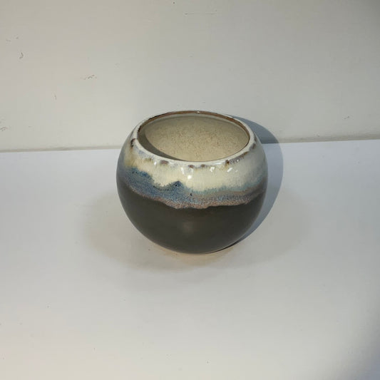 Globe Vase - Small -Gray