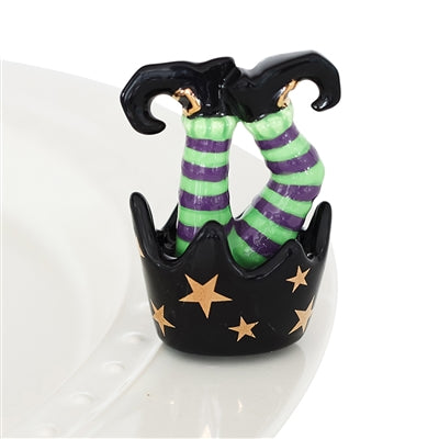 New Witch Feet A284