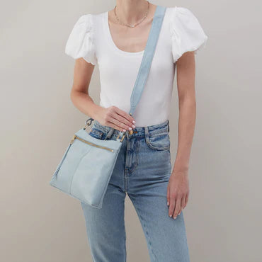 Camel crossbody - Sky