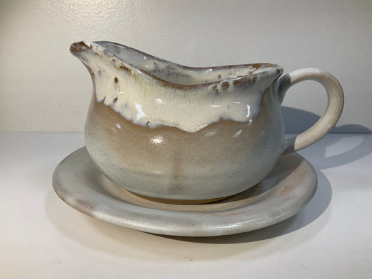 Gravy Boat & Saucer Set-Dogwood